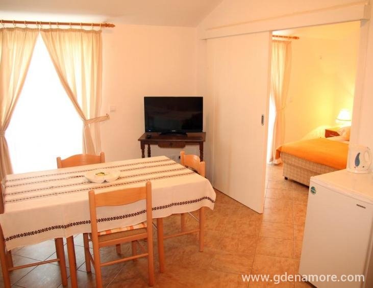 APARTMAN
